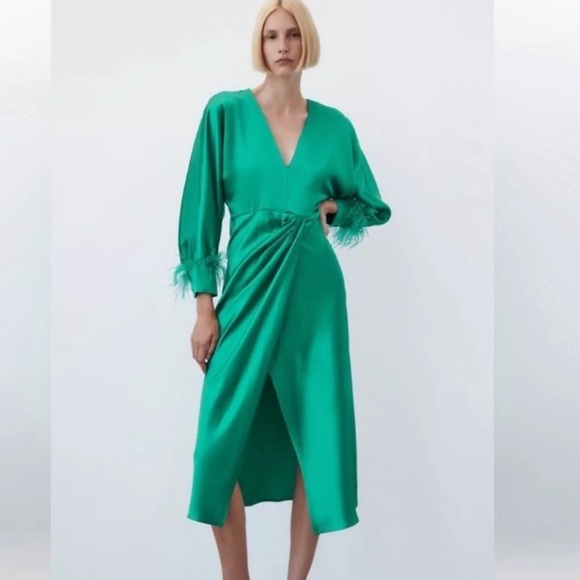 ZARA GREEN FEATHERED SATIN EFFECT MIDI DRESS - Picture 2 of 3